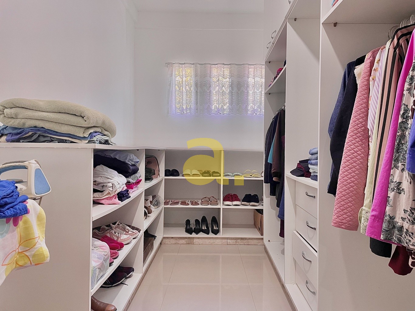 Casa, 4 quartos, 270 m² - Foto 17