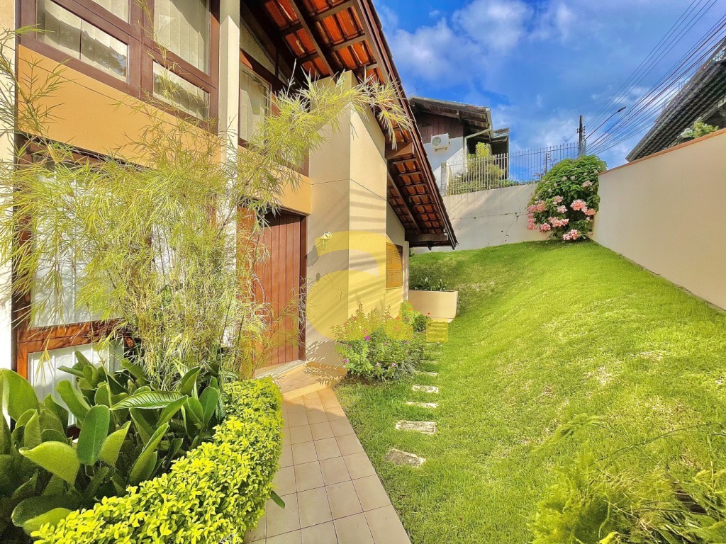 Casa para alugar com 5 quartos, 429m² - Foto 9