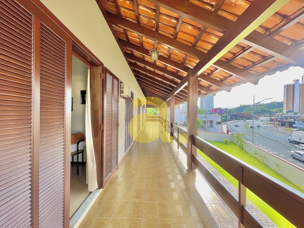 Casa para alugar com 5 quartos, 429m² - Foto 27