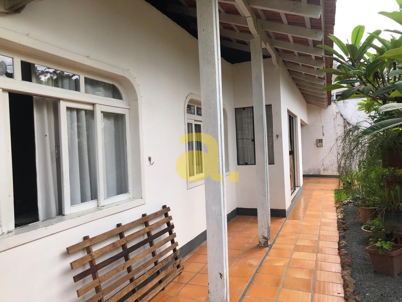 Casa à venda com 3 quartos, 240m² - Foto 3