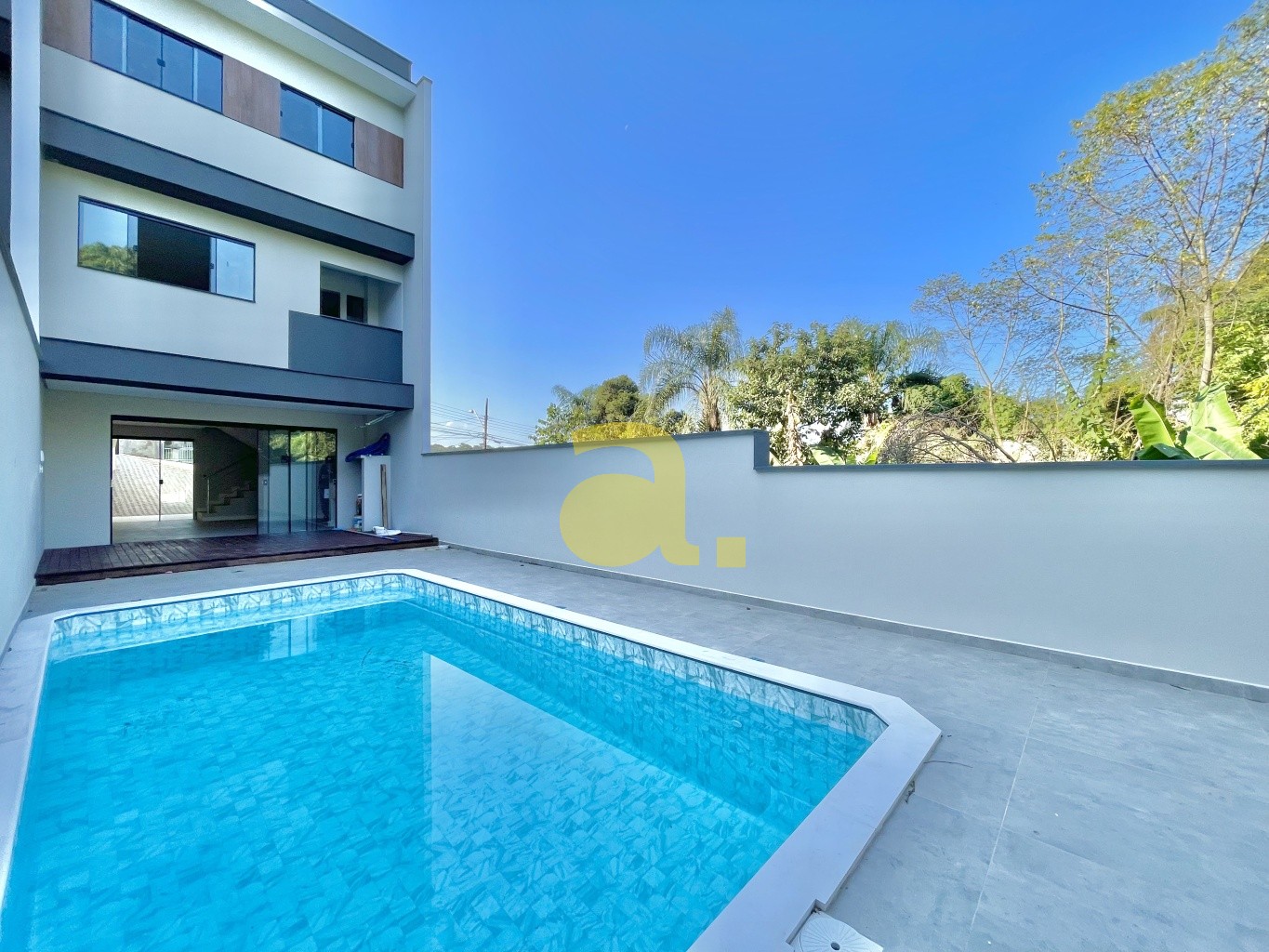 Sobrado à venda com 3 quartos, 184m² - Foto 2