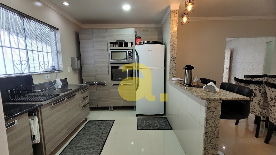 Casa à venda com 2 quartos, 126m² - Foto 13