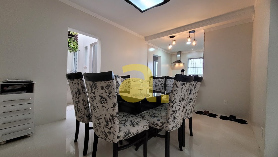 Casa à venda com 2 quartos, 126m² - Foto 11