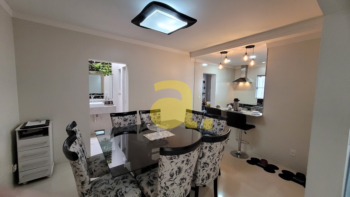 Casa à venda com 2 quartos, 126m² - Foto 10