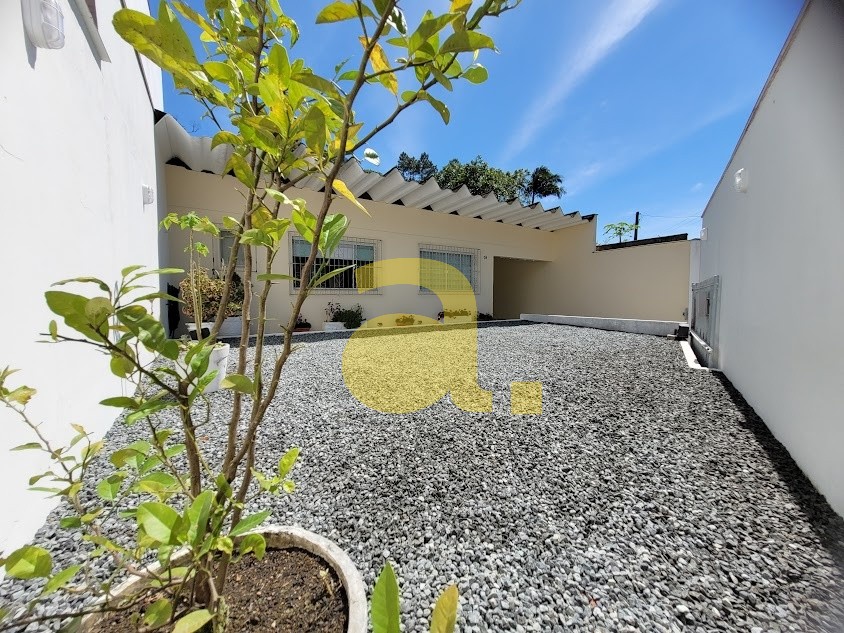 Casa à venda com 2 quartos, 126m² - Foto 25