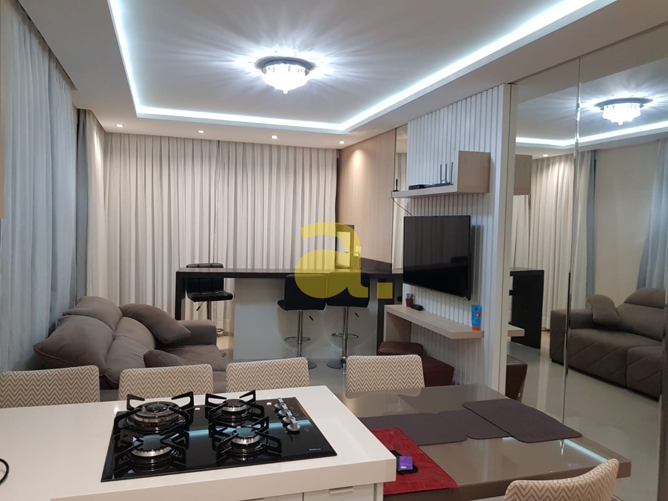 Apartamento à venda com 2 quartos, 70m² - Foto 19