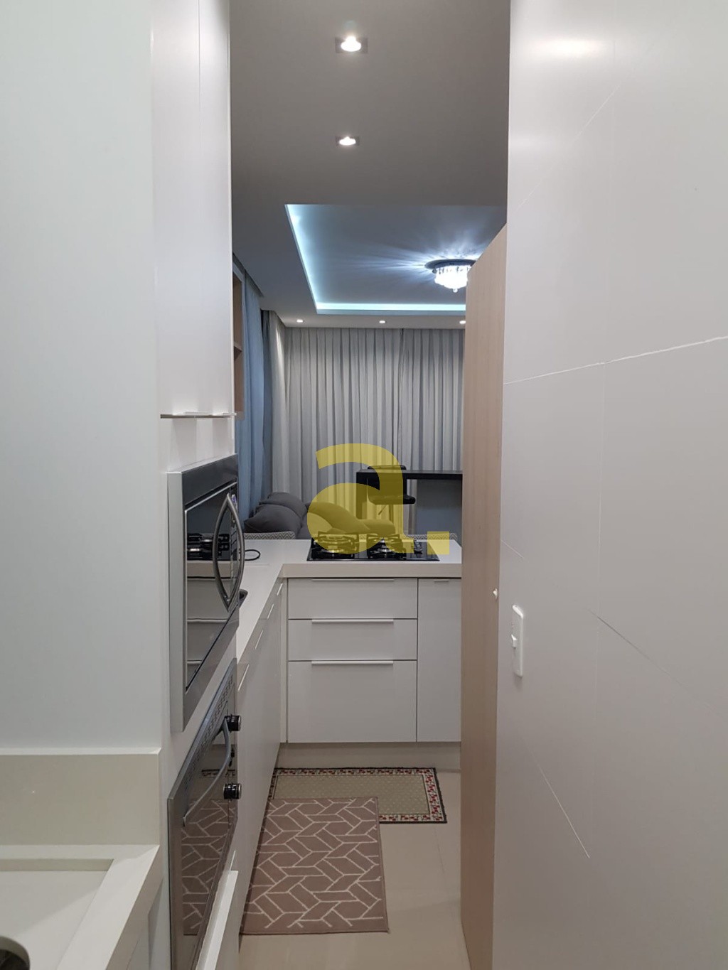 Apartamento à venda com 2 quartos, 70m² - Foto 21