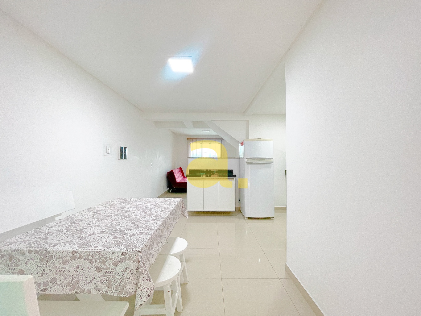 Casa para alugar com 3 quartos, 110m² - Foto 8
