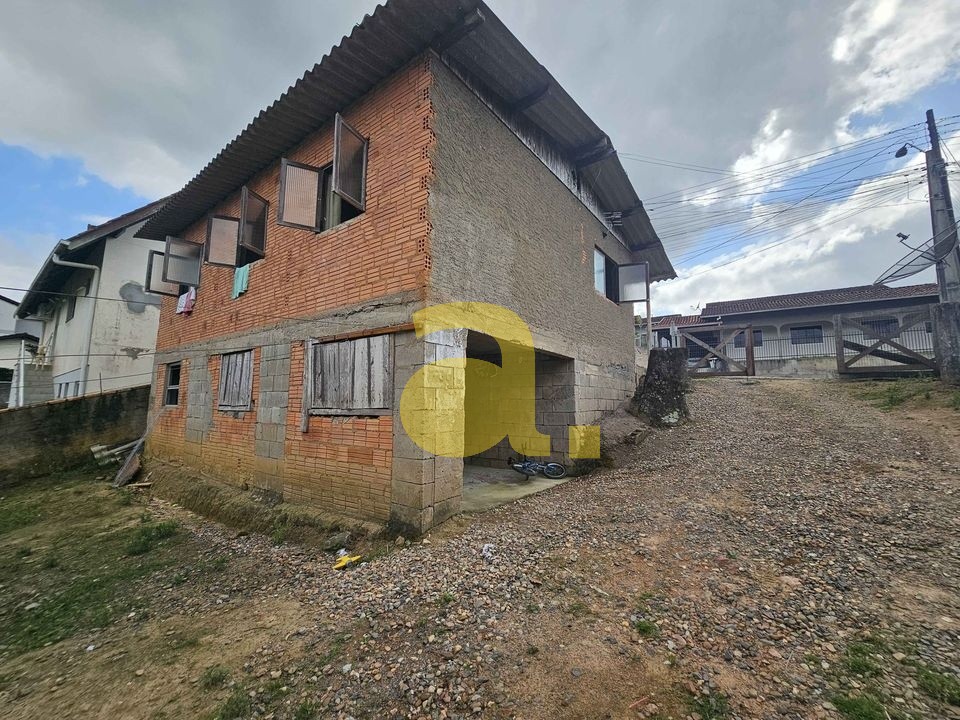 Casa à venda com 3 quartos, 60m² - Foto 1