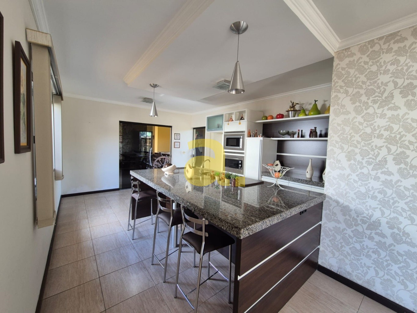 Casa, 3 quartos, 240 m² - Foto 2