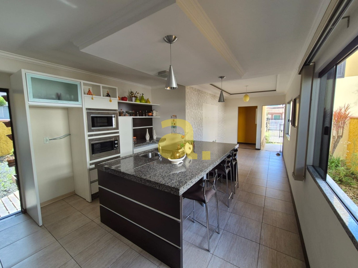 Casa, 3 quartos, 240 m² - Foto 3