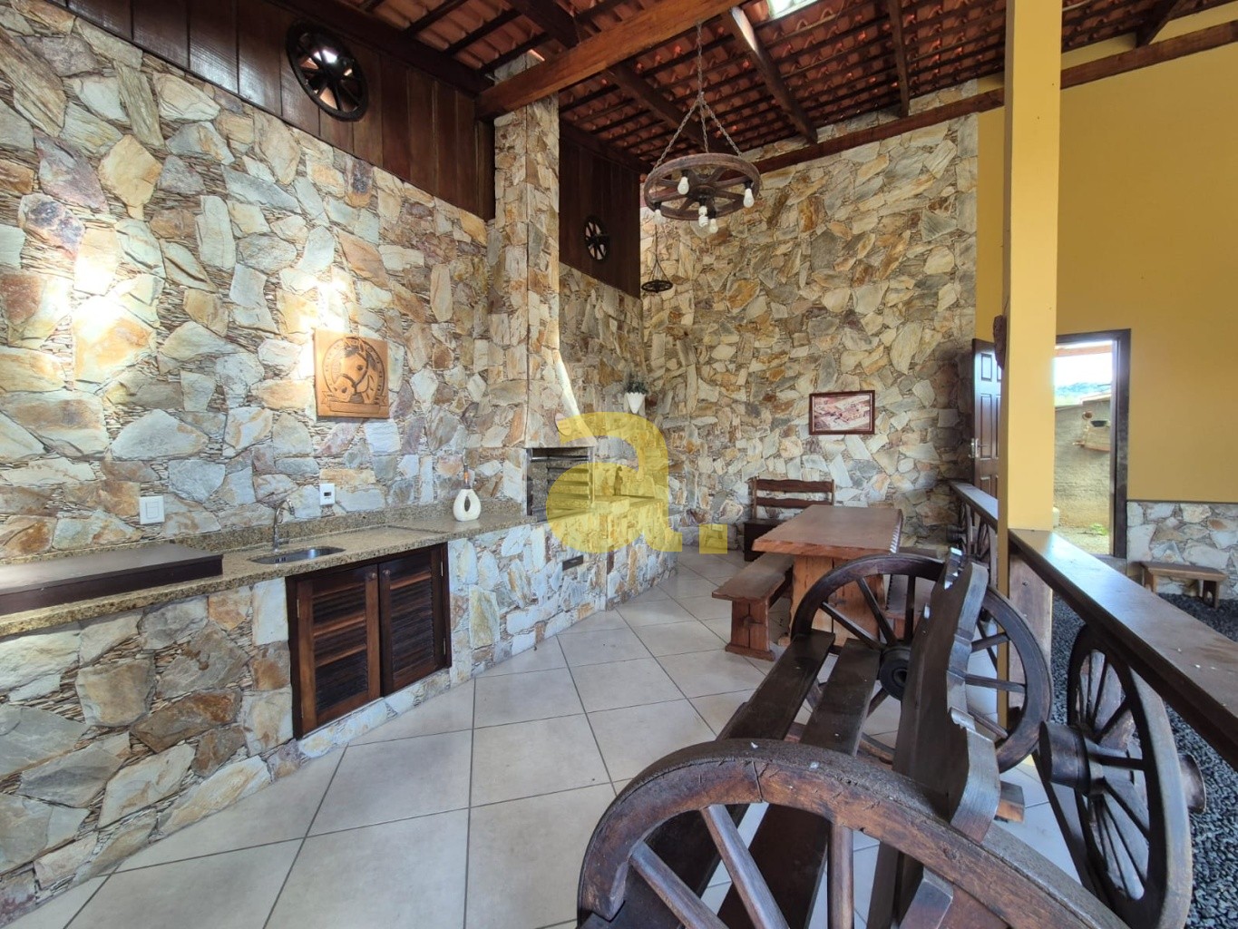 Casa, 3 quartos, 240 m² - Foto 4