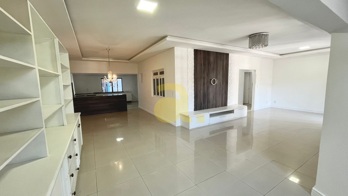 Casa à venda com 4 quartos, 500m² - Foto 19