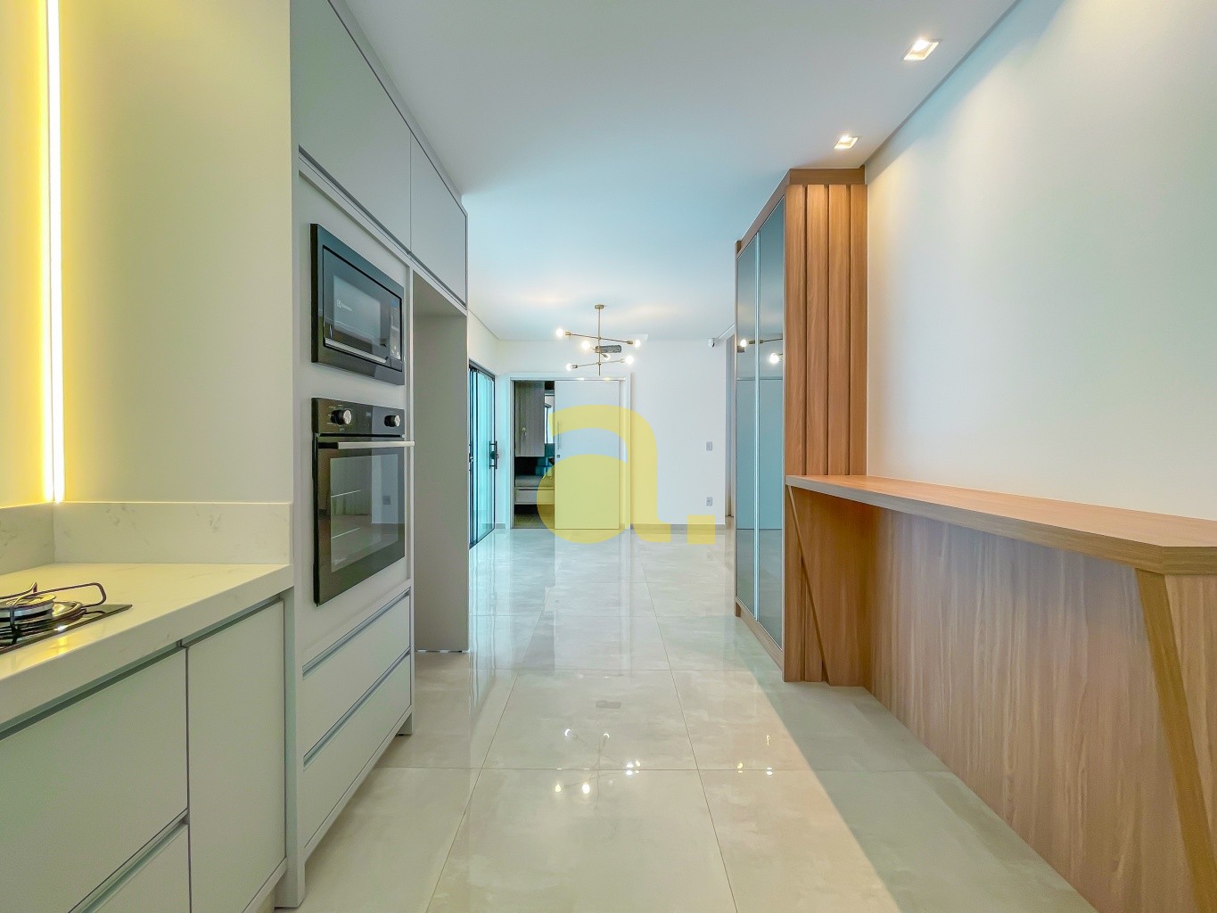 Casa de Condomínio à venda com 3 quartos, 222m² - Foto 8