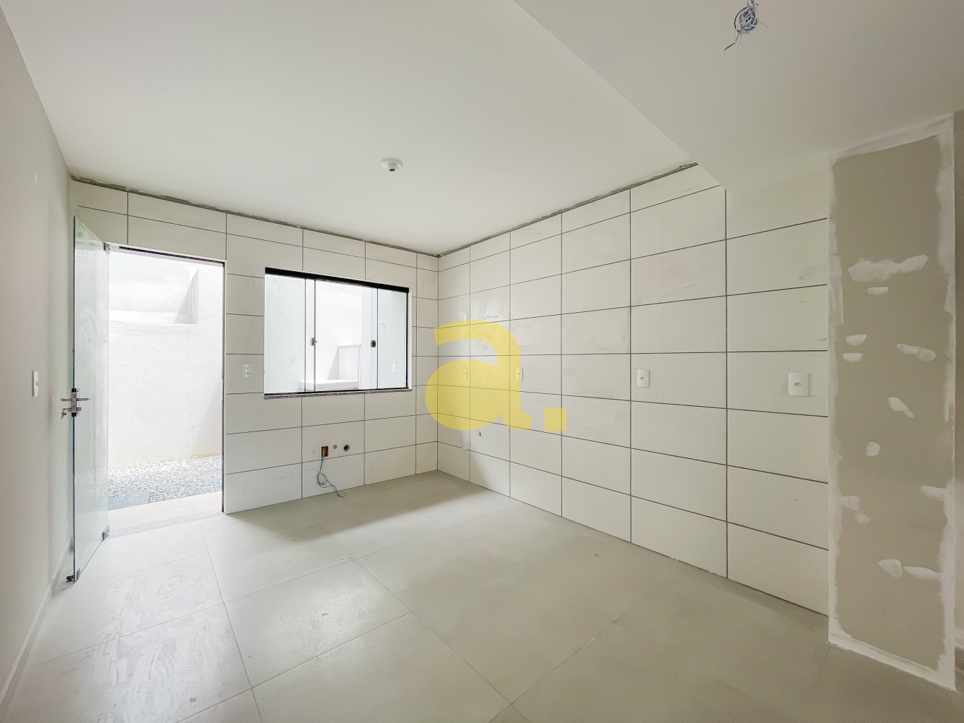 Sobrado à venda com 2 quartos, 87m² - Foto 4