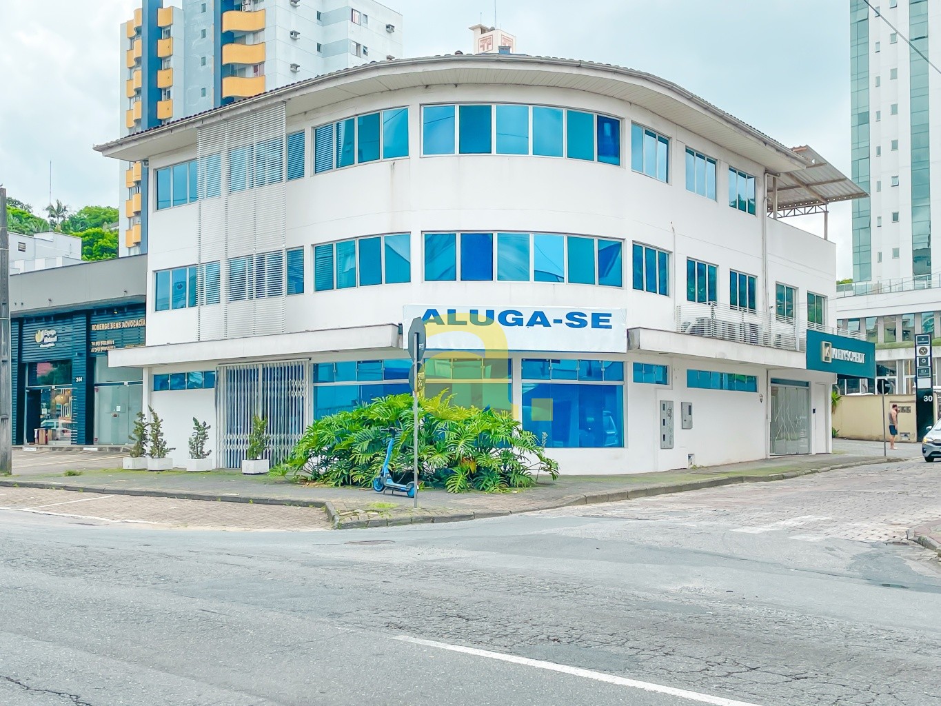 Conjunto Comercial-Sala para alugar, 492m² - Foto 1