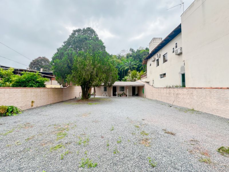 Terreno à venda com 2 quartos, 70m² - Foto 20