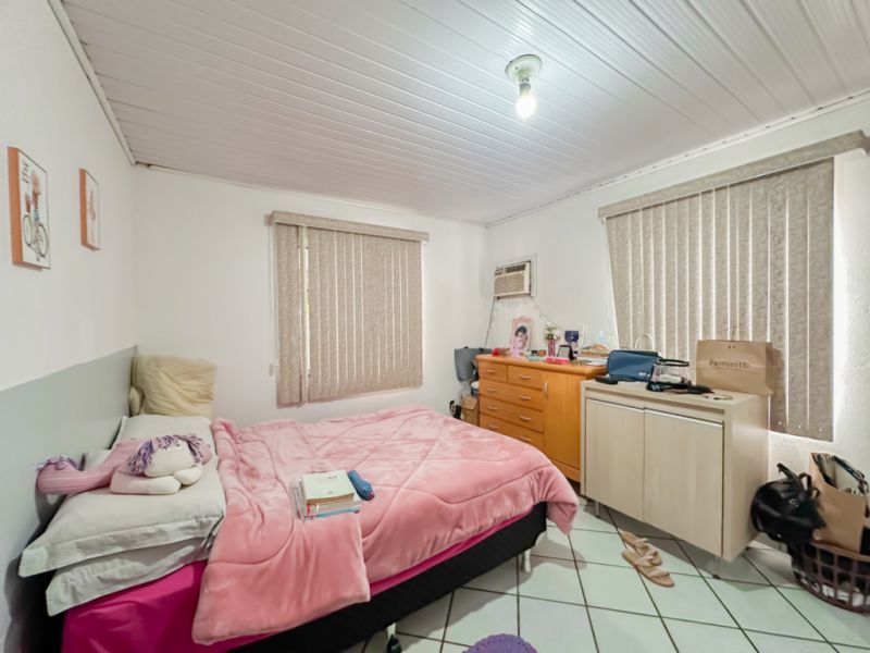 Terreno à venda com 2 quartos, 70m² - Foto 10