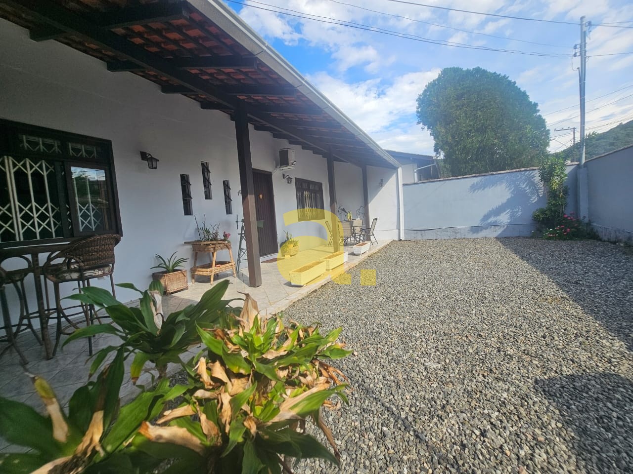 Casa, 4 quartos, 227 m² - Foto 2