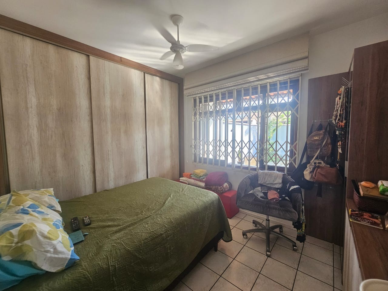 Casa à venda com 4 quartos, 227m² - Foto 18