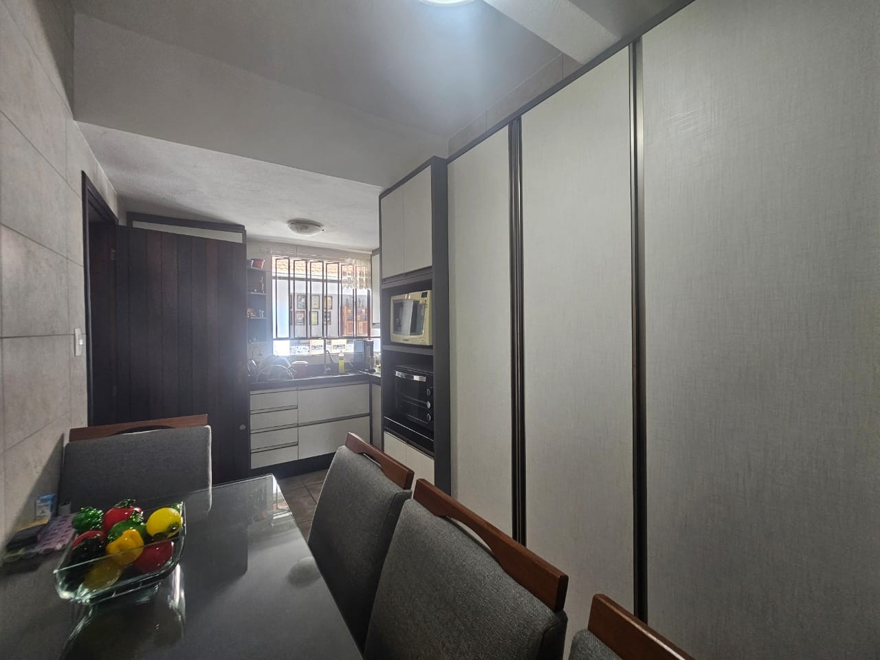 Casa à venda com 4 quartos, 227m² - Foto 14