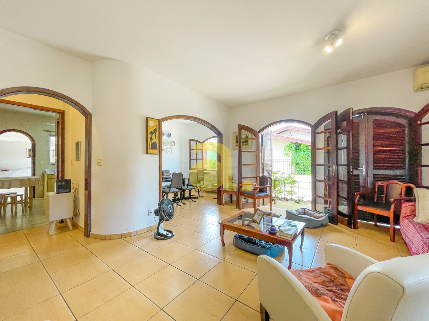 Casa à venda com 3 quartos, 289m² - Foto 16