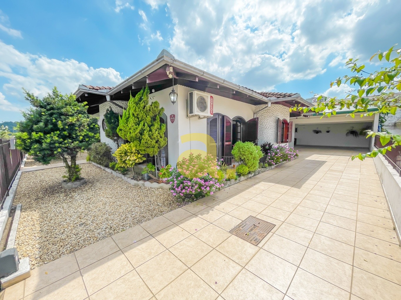 Casa à venda com 3 quartos, 289m² - Foto 5