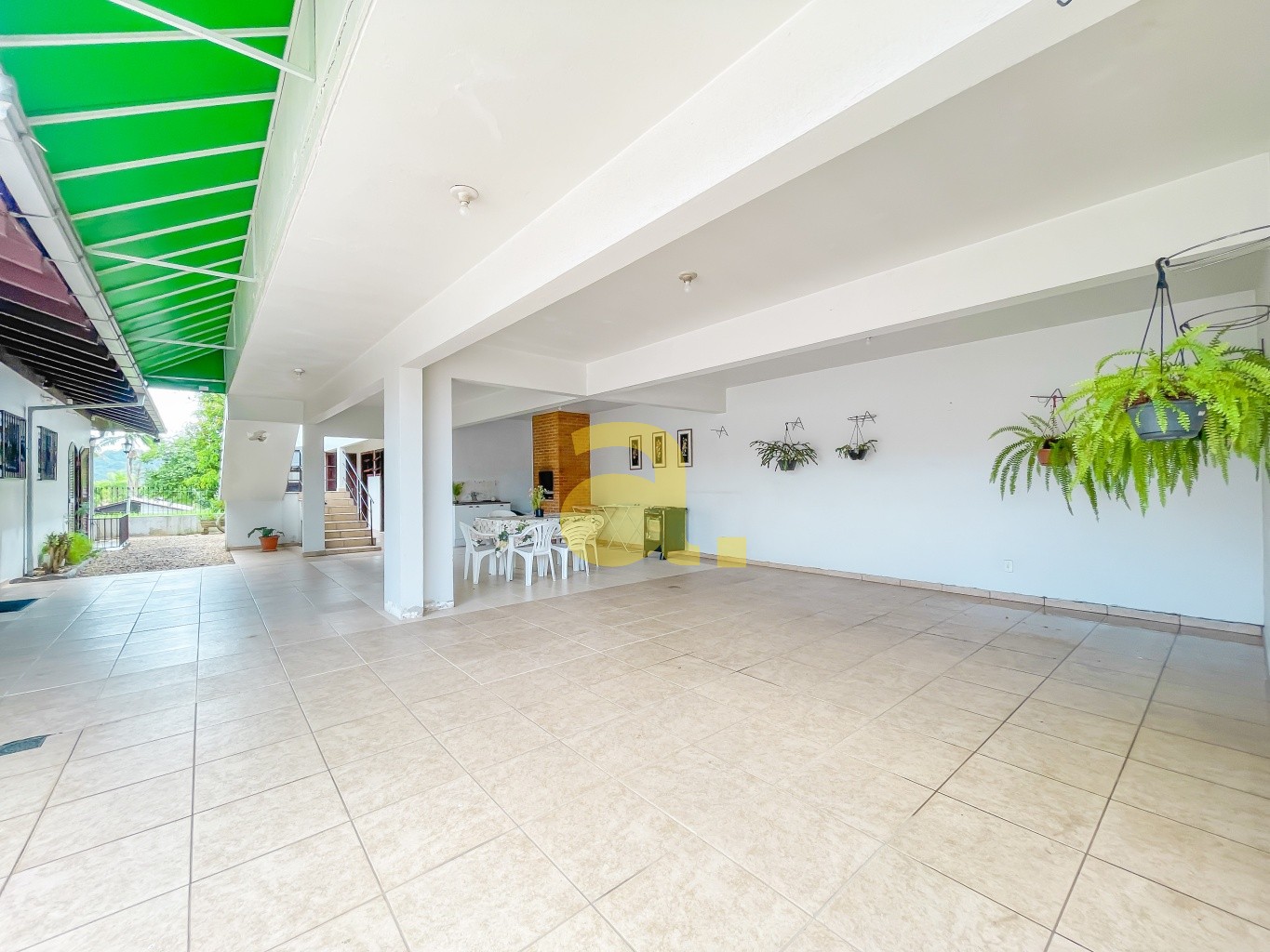 Casa à venda com 3 quartos, 289m² - Foto 9