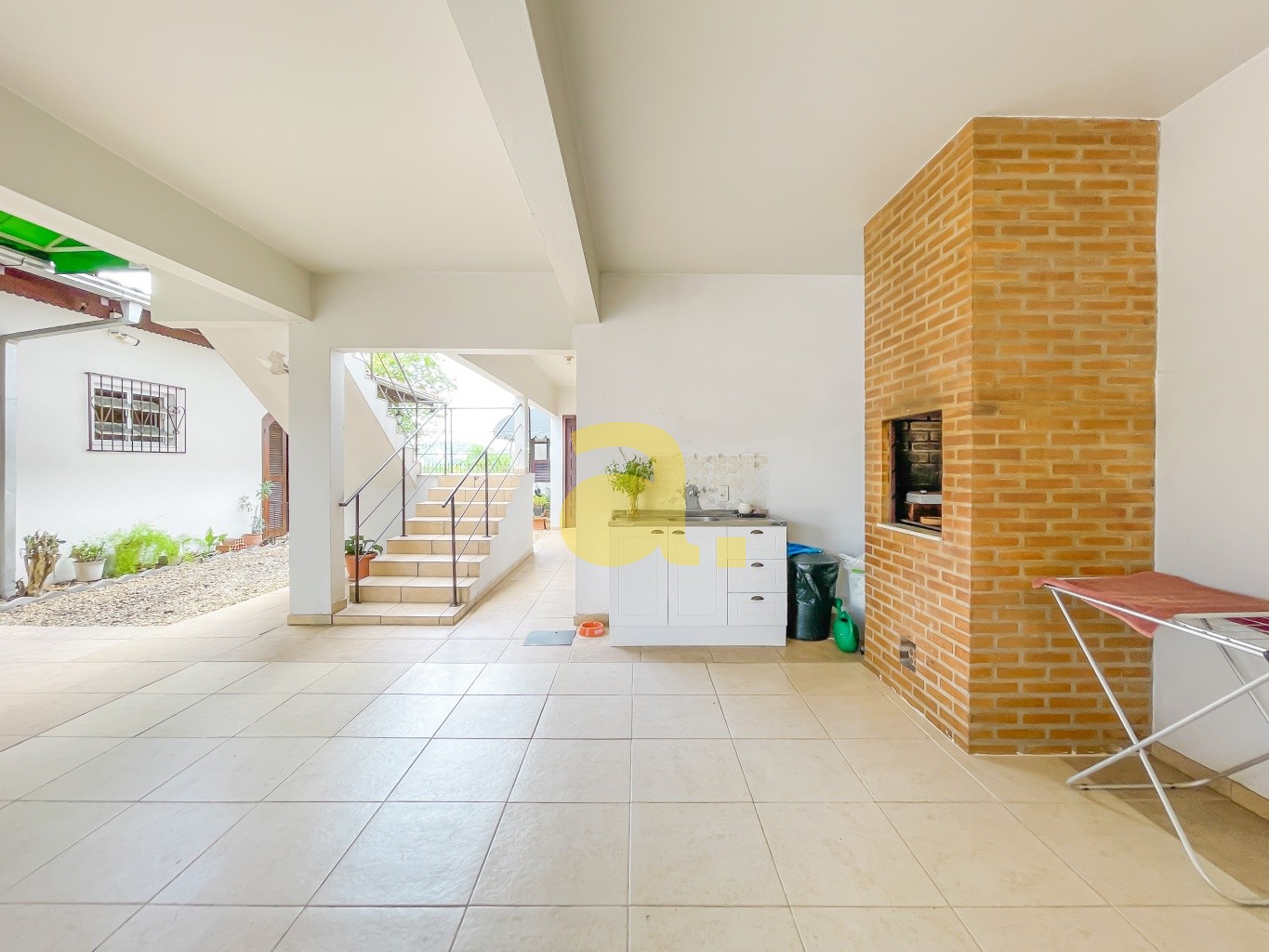 Casa à venda com 3 quartos, 289m² - Foto 10