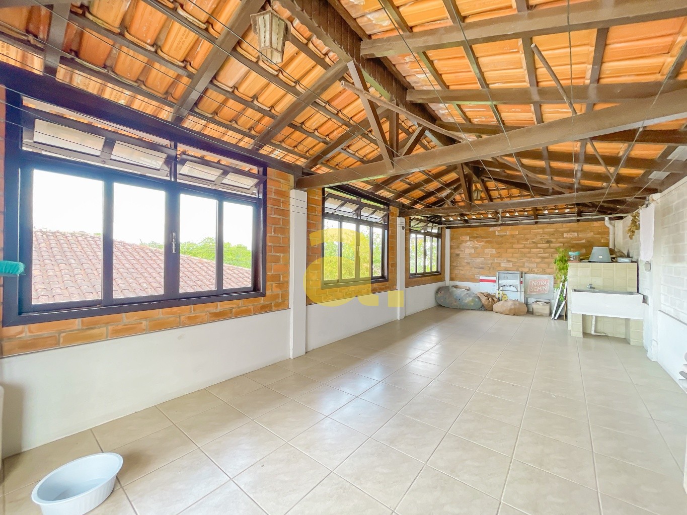Casa à venda com 3 quartos, 289m² - Foto 14
