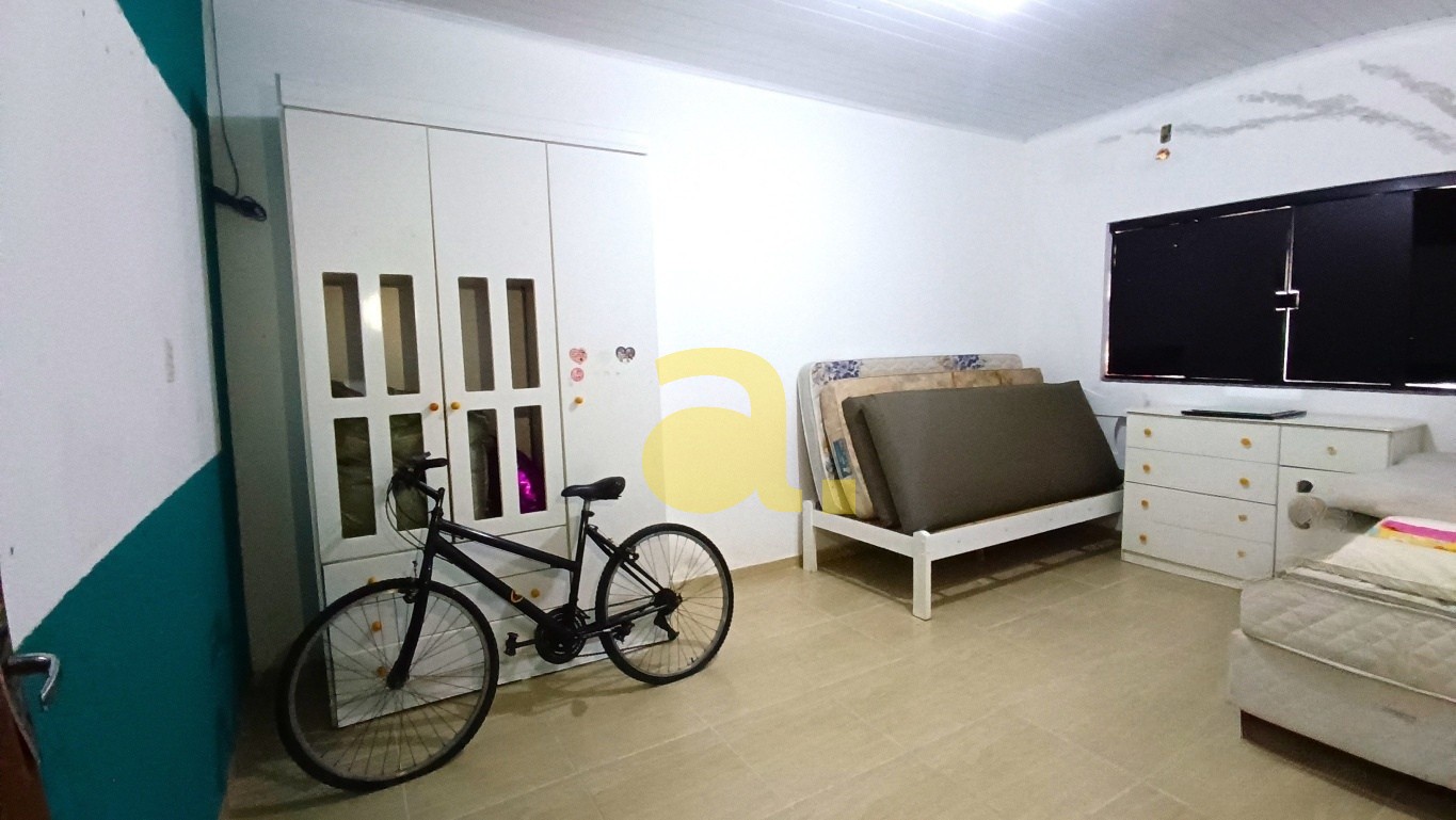 Casa à venda com 2 quartos, 70m² - Foto 8