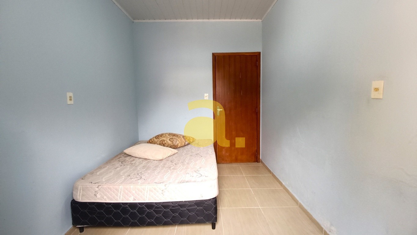 Casa à venda com 2 quartos, 70m² - Foto 10