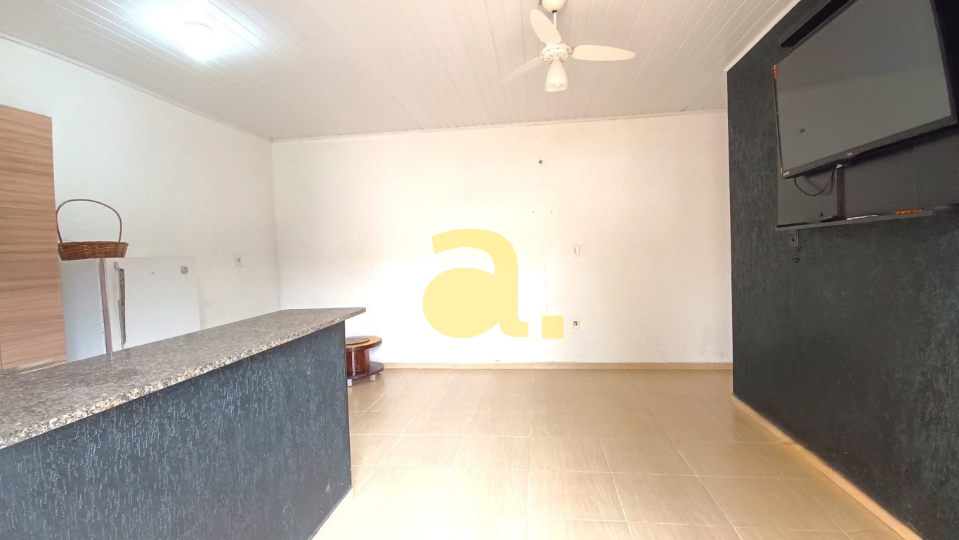 Casa à venda com 2 quartos, 70m² - Foto 11
