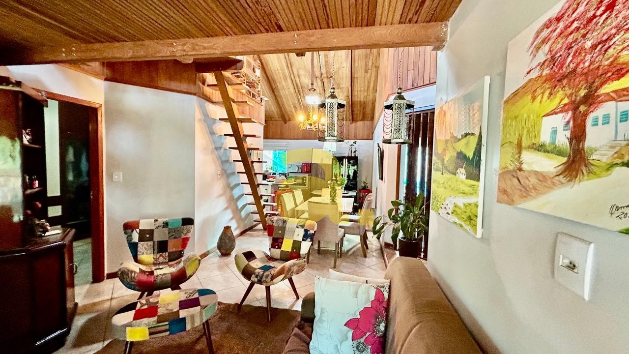 Casa à venda com 3 quartos, 201m² - Foto 10