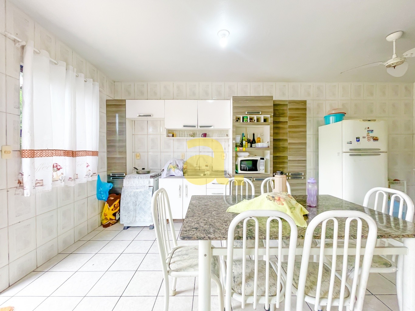 Casa à venda com 4 quartos, 138m² - Foto 15