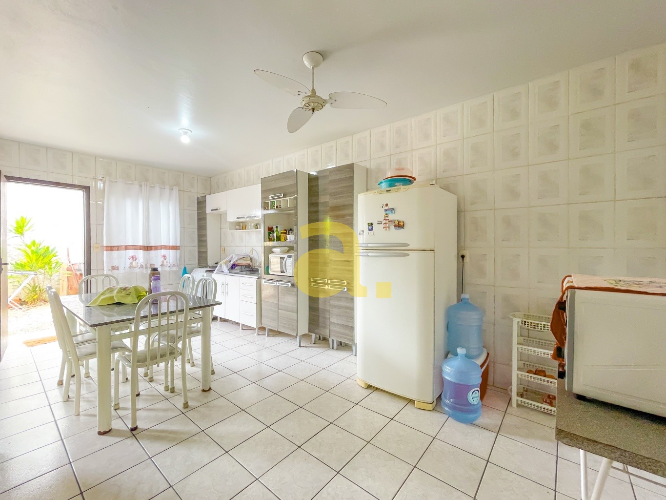 Casa à venda com 4 quartos, 138m² - Foto 13