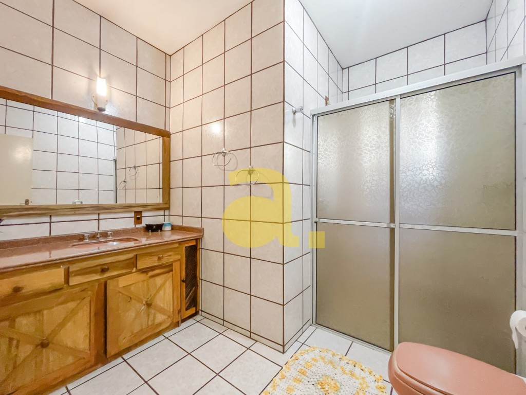 Casa à venda com 4 quartos, 250m² - Foto 28