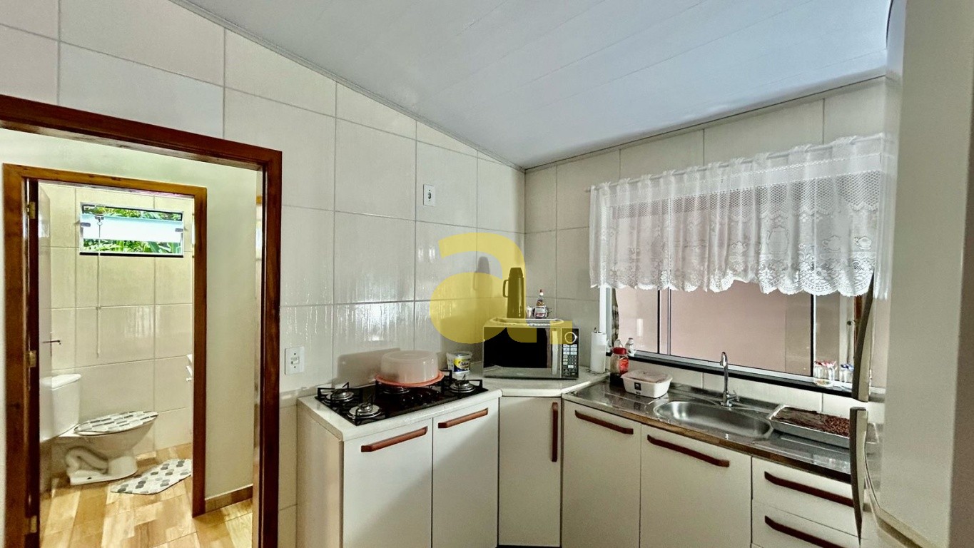 Casa à venda com 2 quartos, 110m² - Foto 7