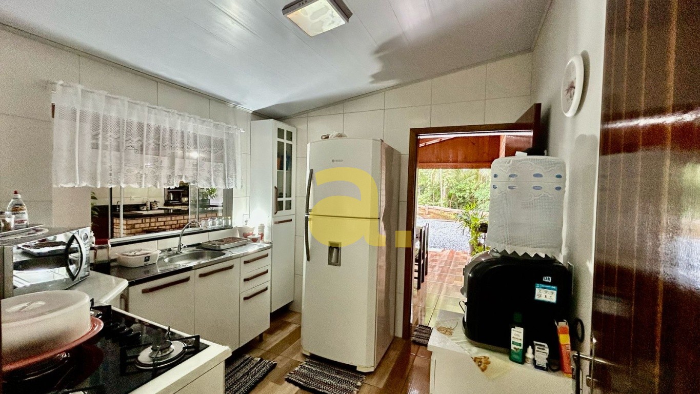 Casa à venda com 2 quartos, 110m² - Foto 6