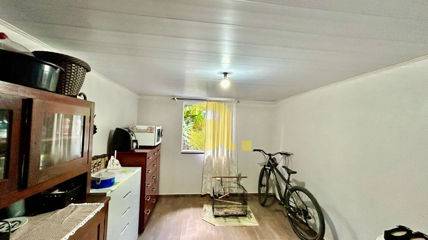 Casa à venda com 2 quartos, 110m² - Foto 12