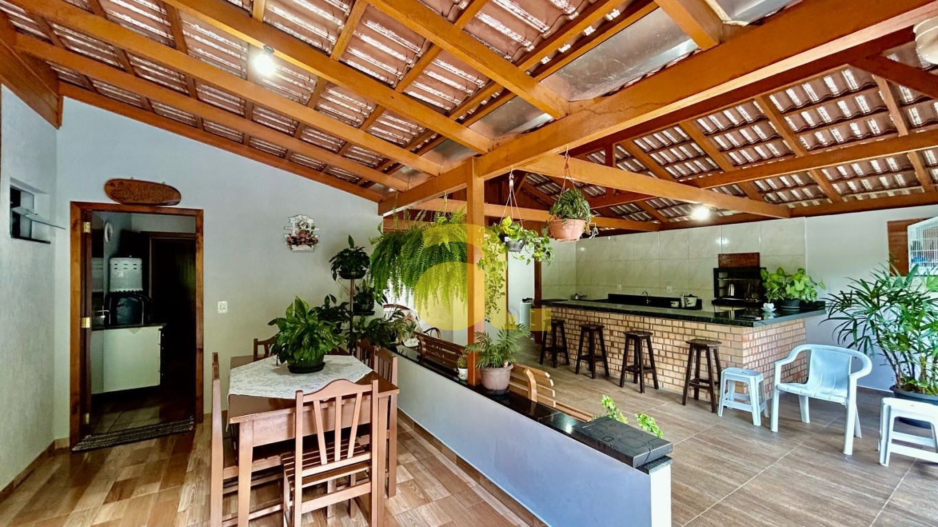 Casa à venda com 2 quartos, 110m² - Foto 5