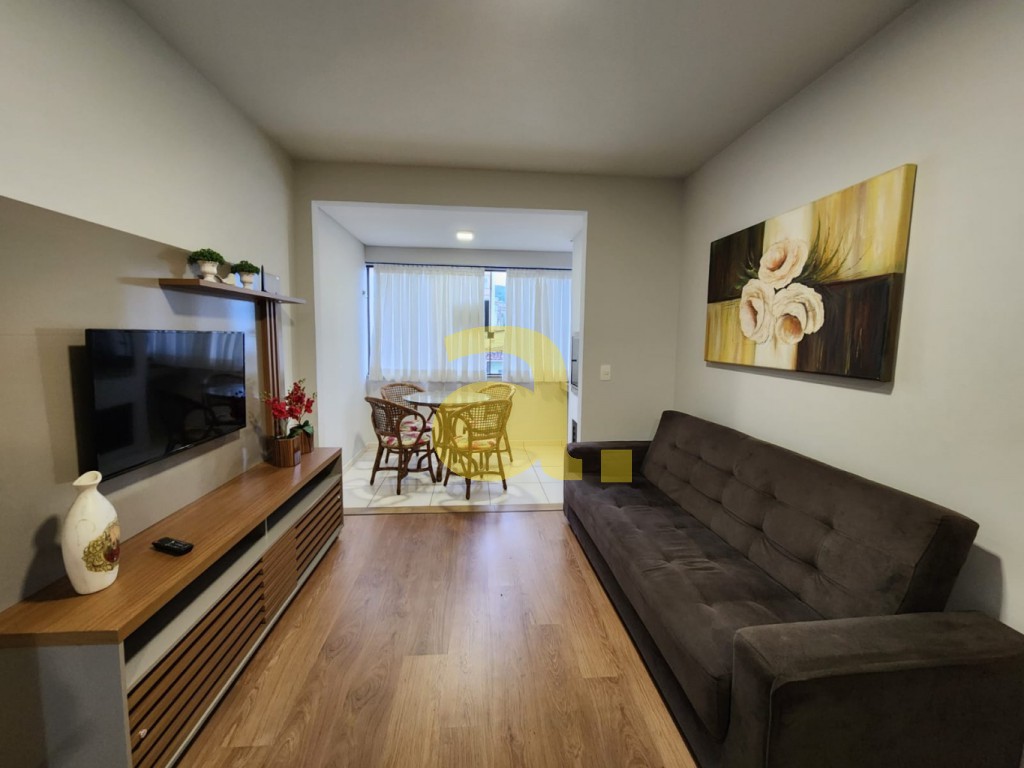 Apartamento à venda com 2 quartos, 70m² - Foto 1