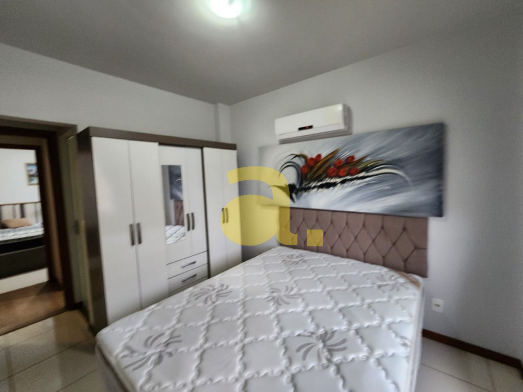 Apartamento à venda com 2 quartos, 70m² - Foto 7