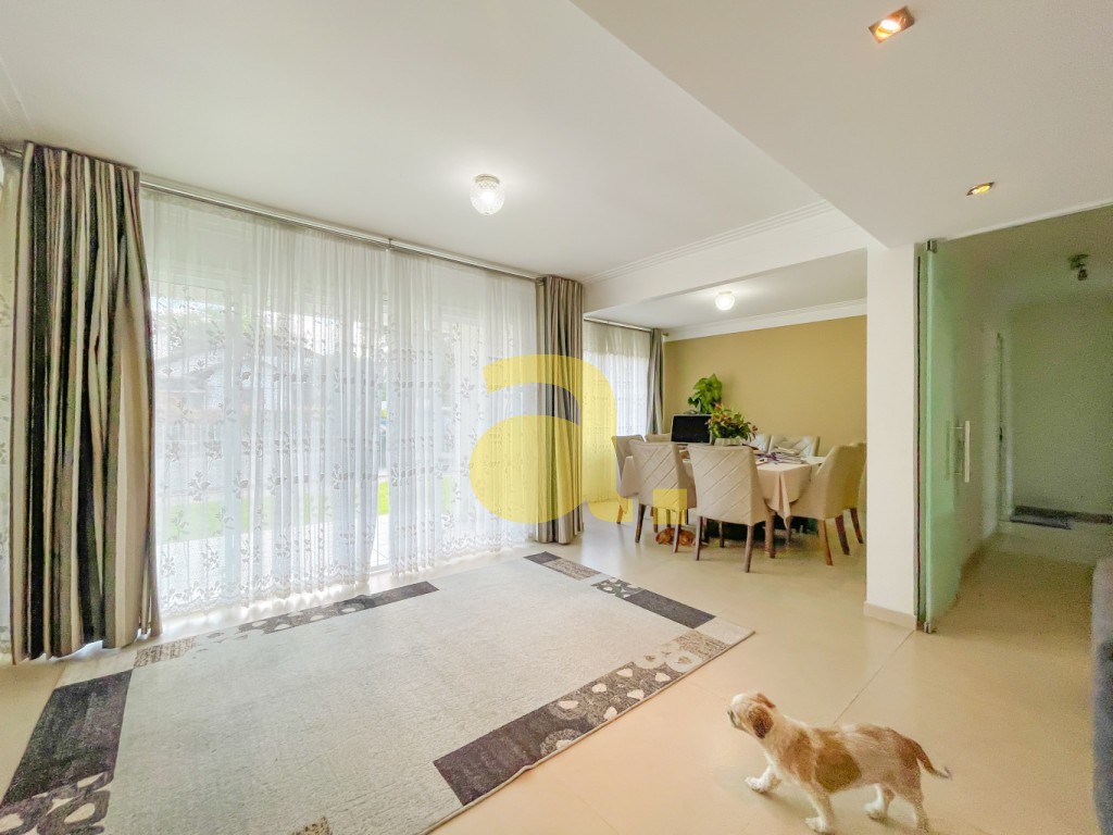 Casa para alugar com 5 quartos, 280m² - Foto 7