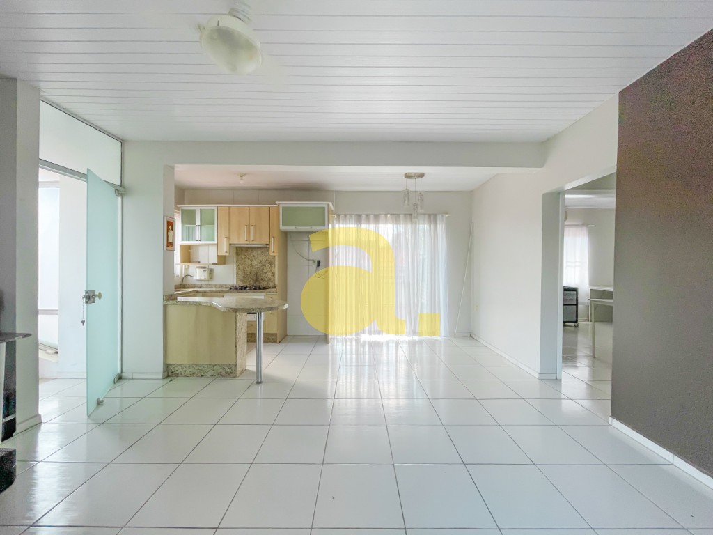 Casa para alugar com 5 quartos, 280m² - Foto 21