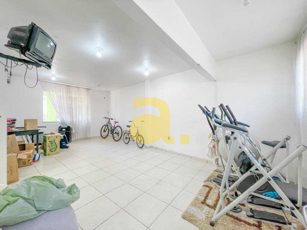 Casa para alugar com 5 quartos, 280m² - Foto 11