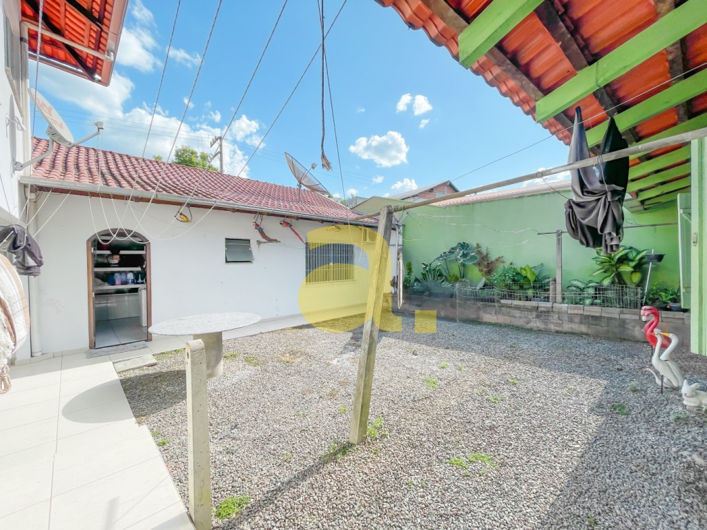 Casa para alugar com 5 quartos, 280m² - Foto 18