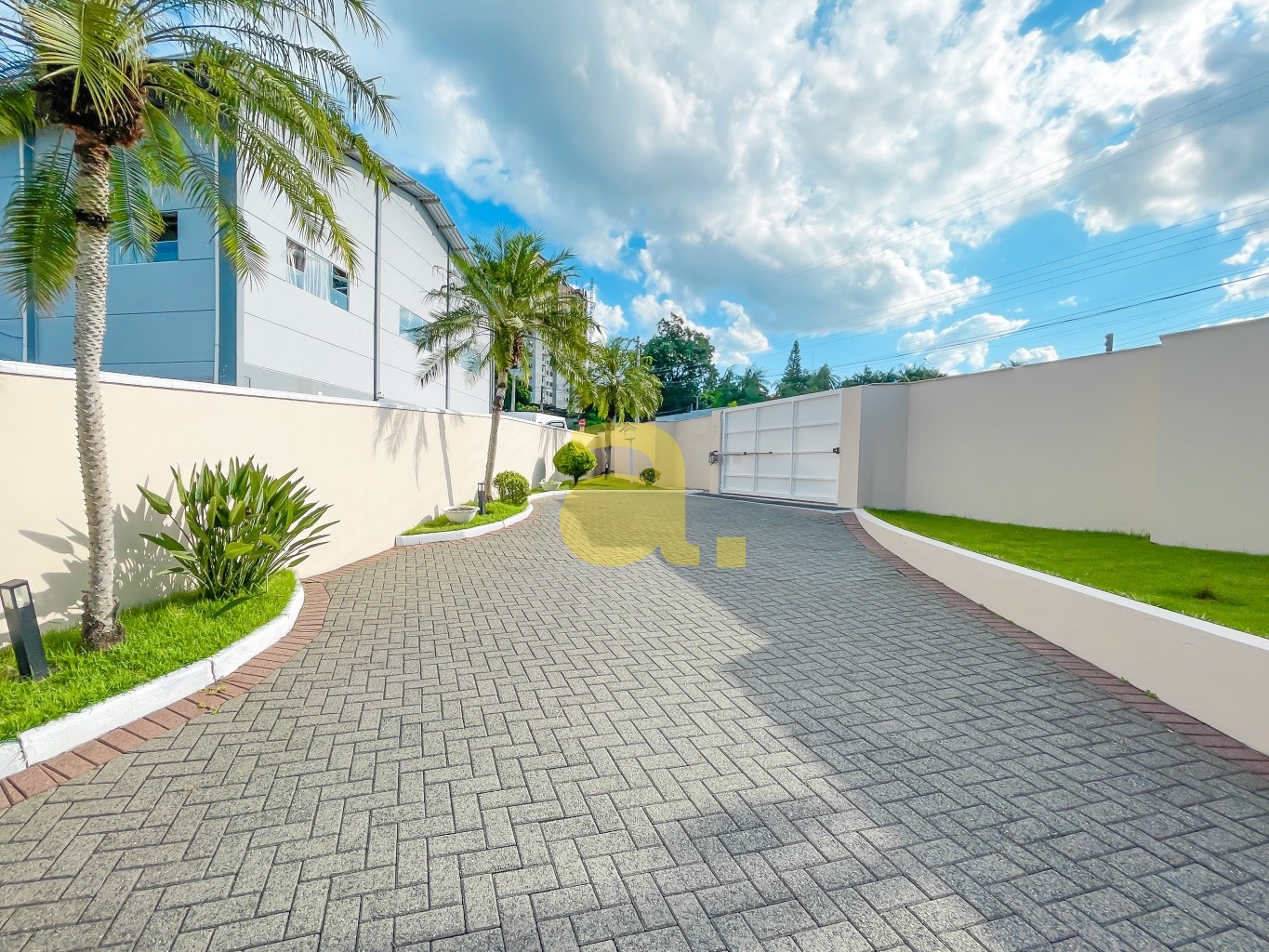 Casa à venda com 5 quartos, 420m² - Foto 6
