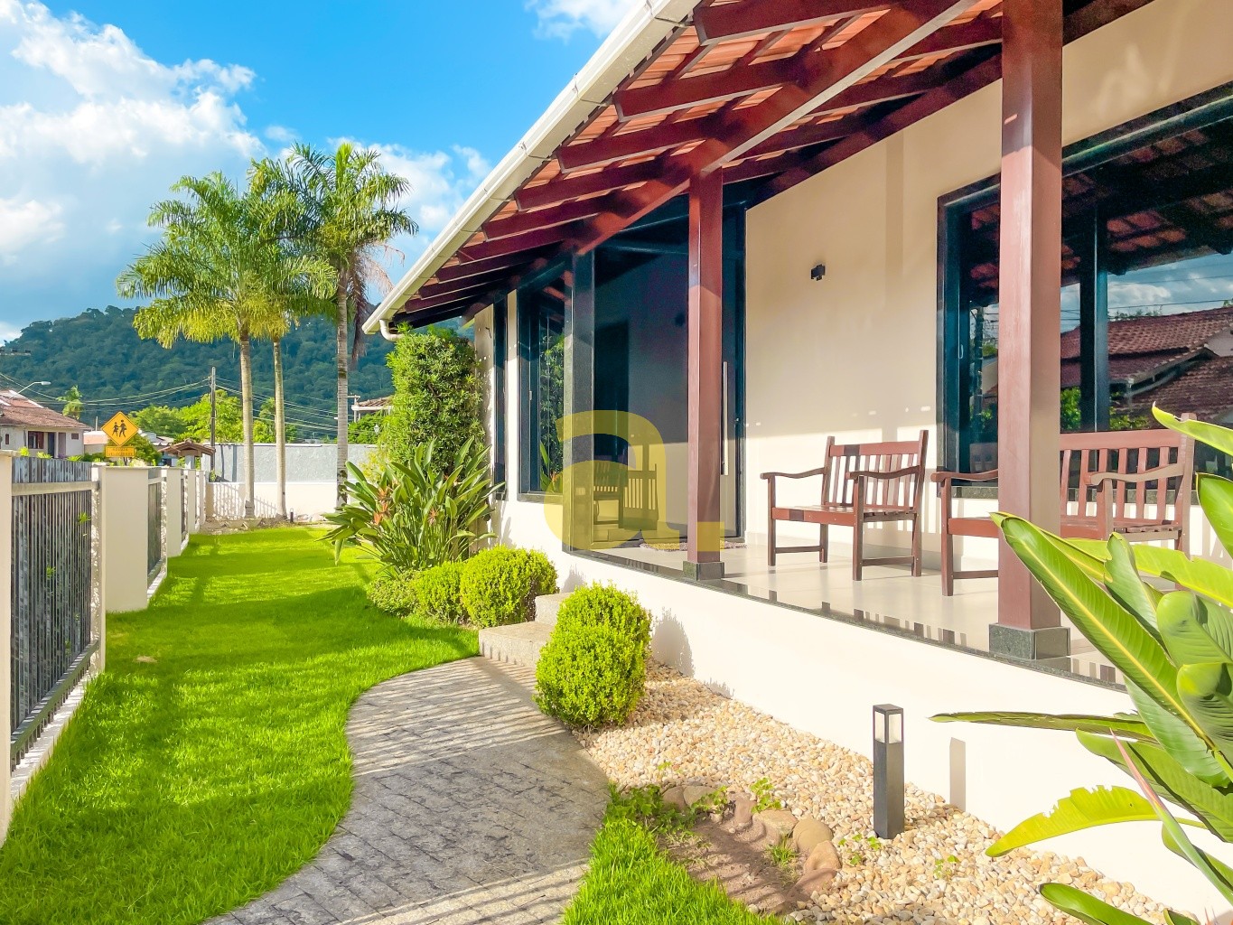 Casa à venda com 5 quartos, 420m² - Foto 7