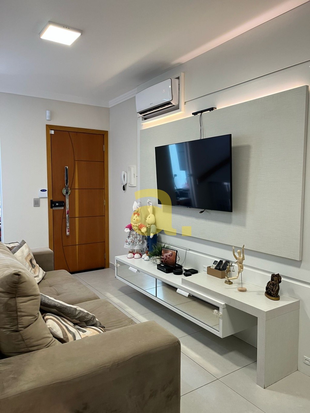 Sobrado à venda com 2 quartos, 70m² - Foto 1